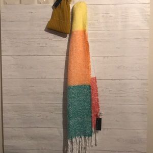🌲🌲Emanuel Geraldo scarf & hat